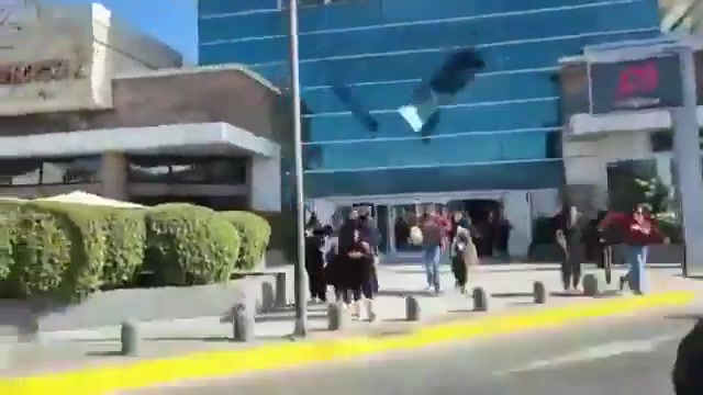 COLOMBIA: Strong earthquake measuring 6.5 magnitude felt in the region of the capital Bogota