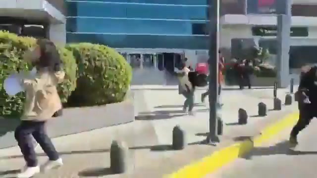 COLOMBIA: Strong earthquake measuring 6.5 magnitude felt in the region of the capital Bogota