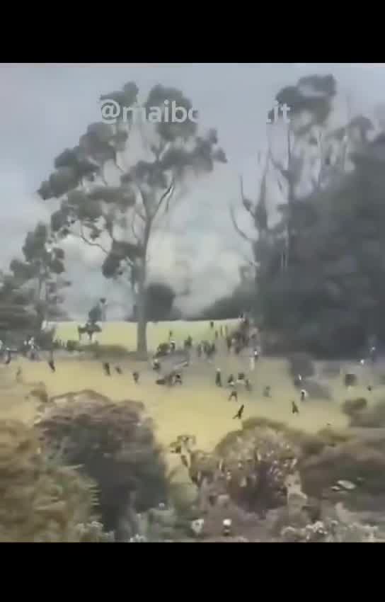 Six dead and more than 100 injured after a brutal clash between the Misak and Nasa communities in Cauca. It began with stones and machetes, ended with firearms, burned houses, and the murder of a Misak leader. All because of an ancestral land dispute. The government thought it could resolve centuries of conflict with a decree handing the land over to the Nasa. The Misak rejected it, and the violence erupted.