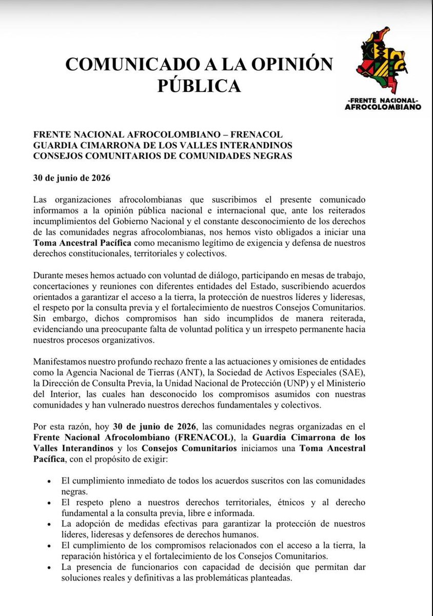 The Tuluá – Andalucía route is blocked by Afro communities from Valle del Cauca. They are demanding the allocation of land and protesting the National Government's failure to comply with agreements